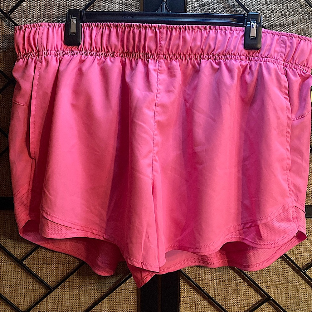 NEW ATHLETIC PINK SHORTS SIZE XL 16-18